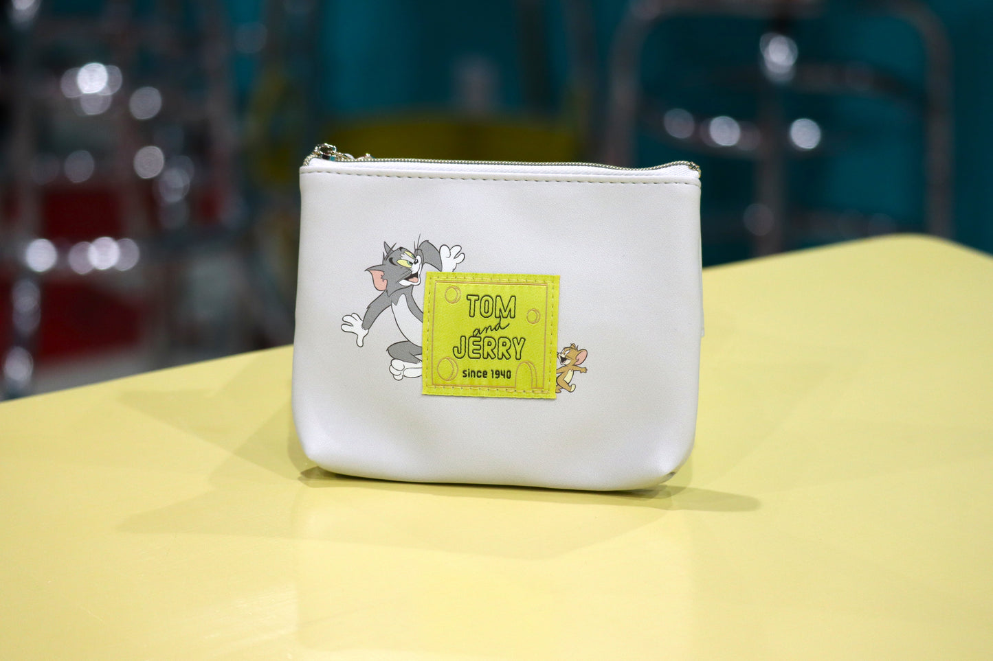 【TOM and JERRY】フラットポーチ ホワイト【トムアンドジェリー】Flat Pouch White