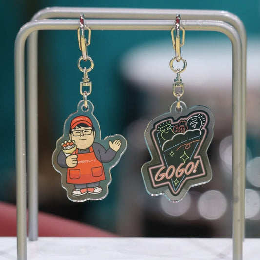 GOGO！クレープ　オリジナルアクリルキーホルダー　「メリー」　/　Original acrylic key ring of GOGO! Crepe 「Merry Store Manager」